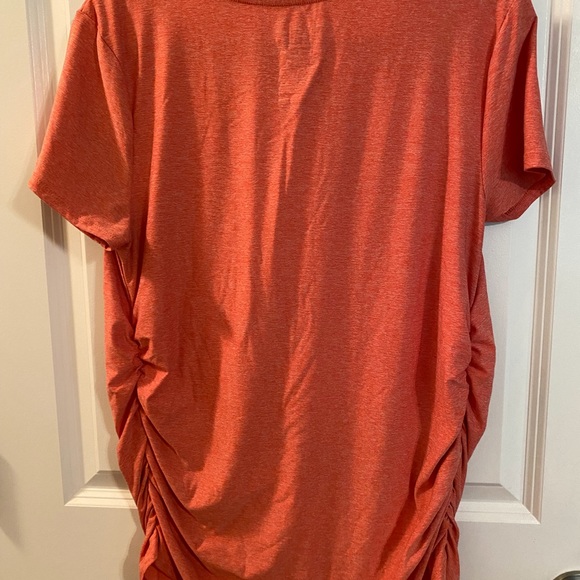 Maternity tshirt - Picture 3 of 3